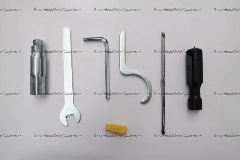 Foto 2 detallada de bolsa herramientas Piaggio.